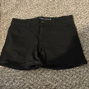 Black size 4 American eagle shorts
